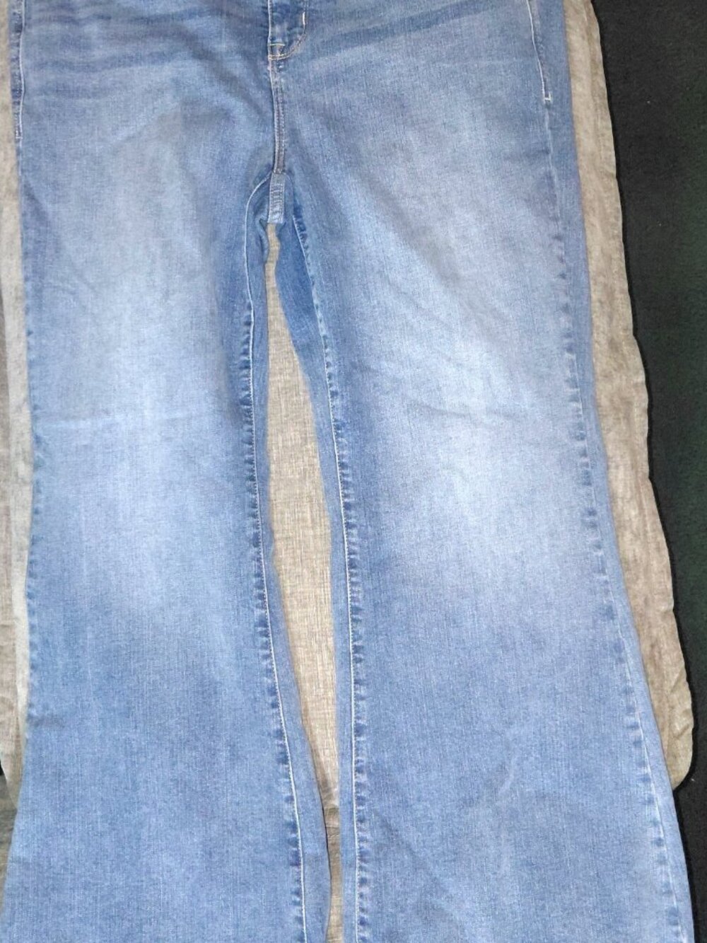 Torrid Wide Leg Jeans Womens 12S - Light Wash Feel the Fit